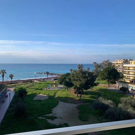 Mare 5 Apartment Ventimiglia Ngoại thất bức ảnh