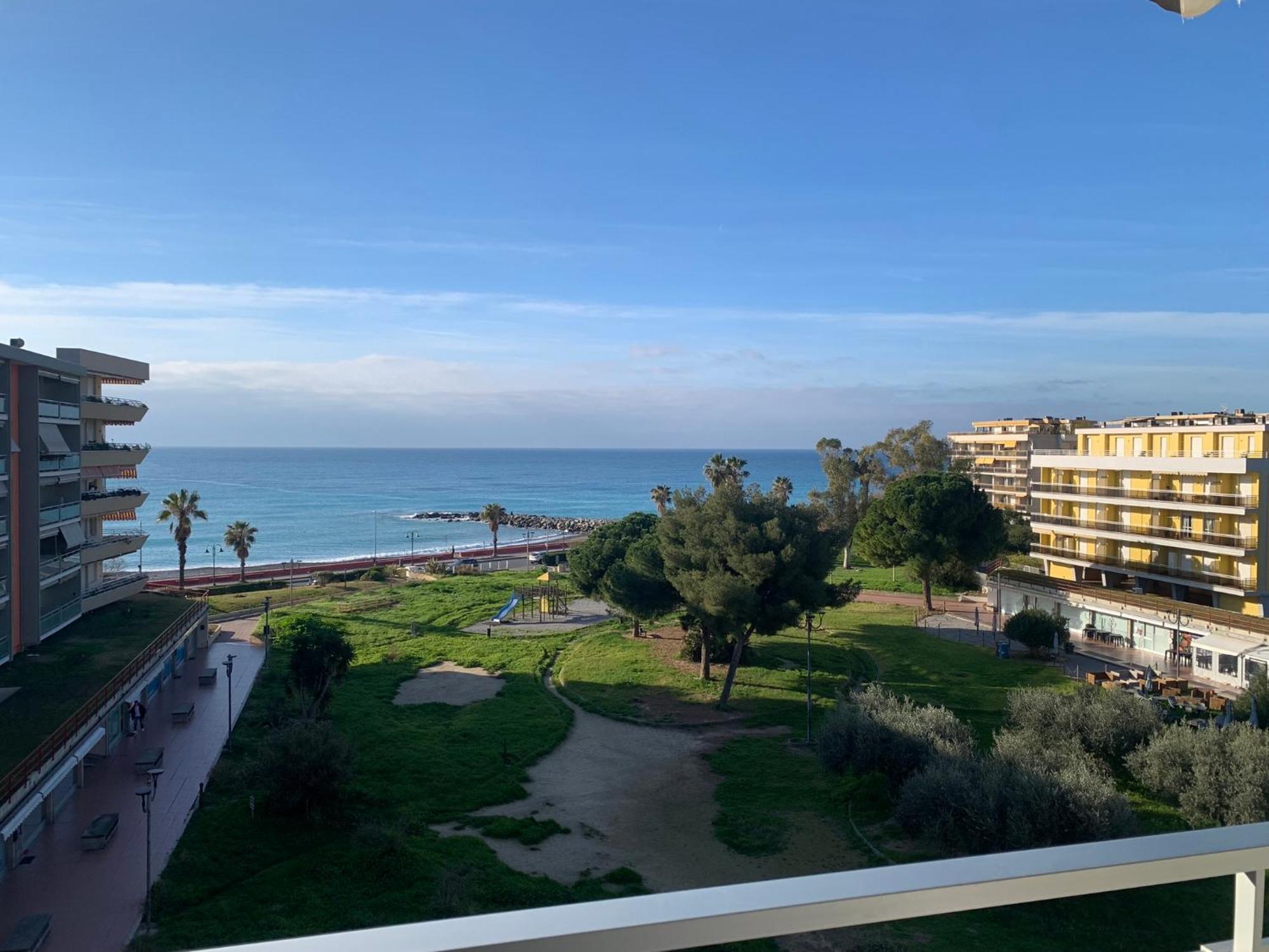 Mare 5 Apartment Ventimiglia Ngoại thất bức ảnh